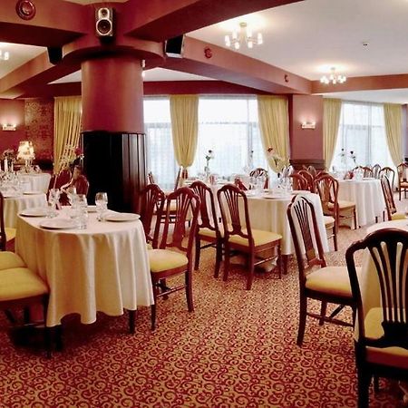 Indiana Hotel Iasi Ngoại thất bức ảnh