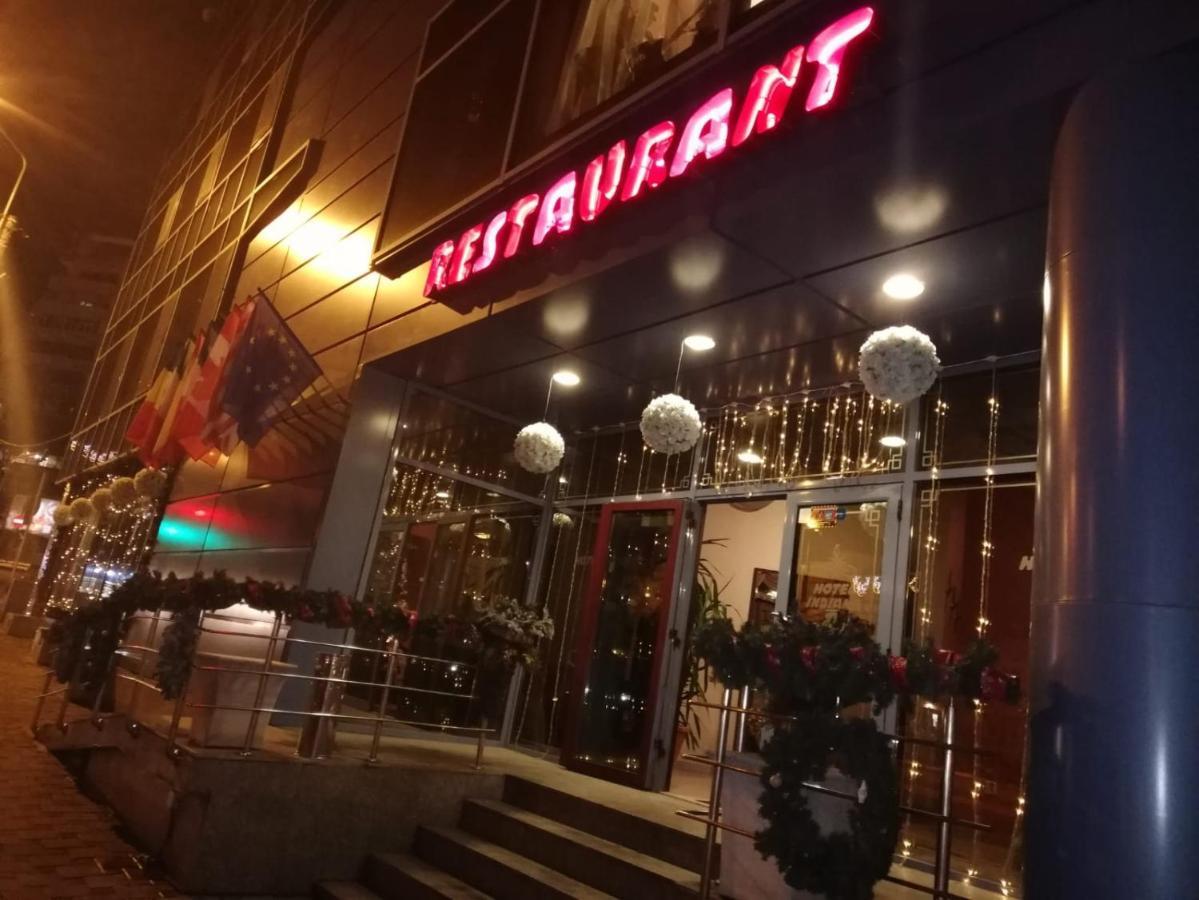 Indiana Hotel Iasi Ngoại thất bức ảnh