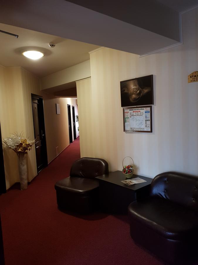 Indiana Hotel Iasi Ngoại thất bức ảnh